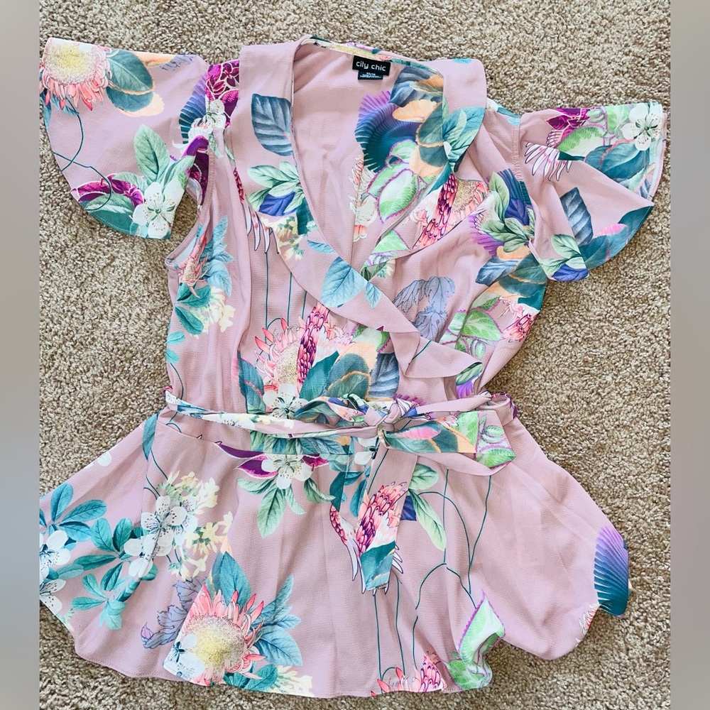 City Chic Top Size 14 Plus Size XS